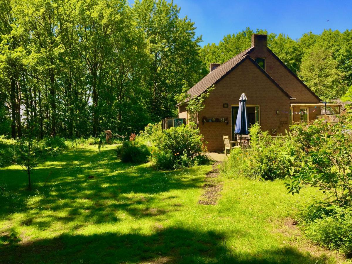 Blauwe Lelie Ewijk Exterior foto